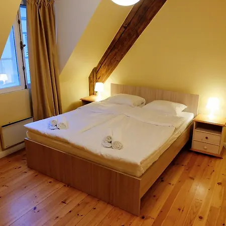 Dream - 3 Bedroom Old Town Penthouse With Sauna