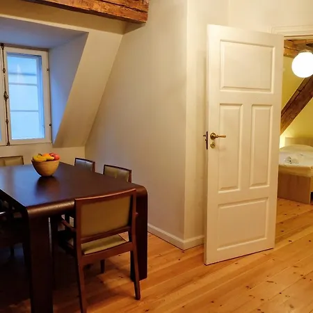 Апартаменты Dream - 3 Bedroom Old Town Penthouse With Sauna Таллин