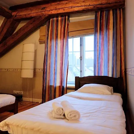 Апартаменты Dream - 3 Bedroom Old Town Penthouse With Sauna Таллин