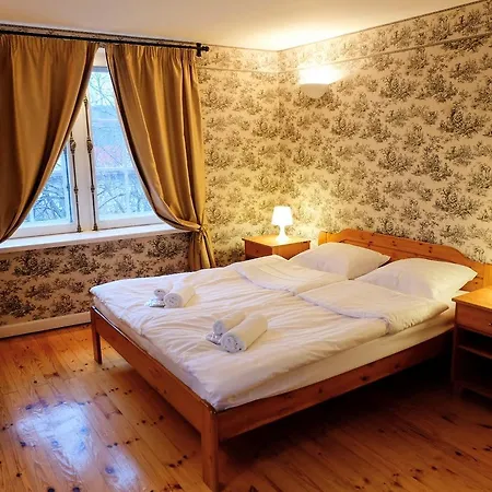 Dream - 3 Bedroom Old Town Penthouse With Sauna *