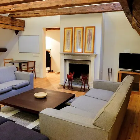 Apartment Dream - 3 Bedroom Old Town Penthouse With Sauna *
